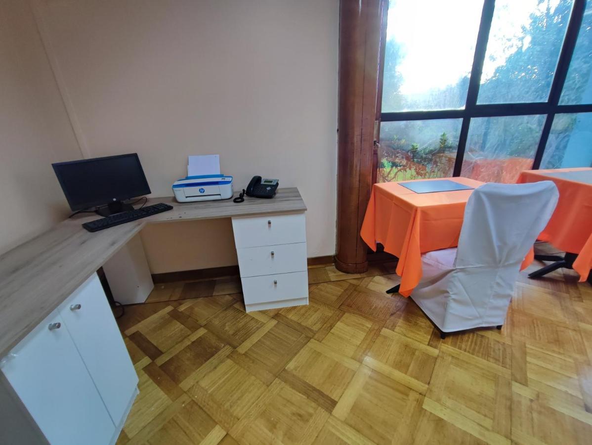 Dallas Housen Panzió Osorno Kültér fotó